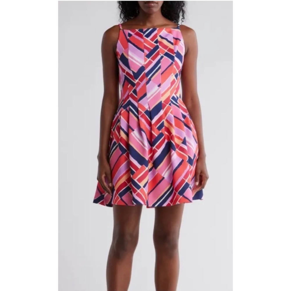 NWT Vince Camuto Scuba Fit & Flare Dress Size 4P Pink Multicolor $128